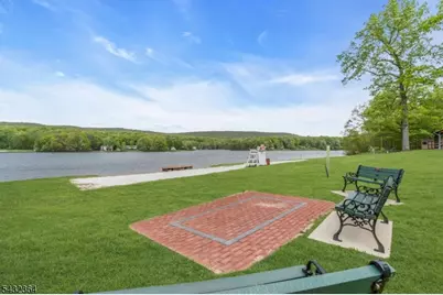 20 Plaza Dr, Hampton Township, NJ 07860 - Photo 25