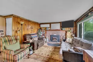20 Plaza Dr, Hampton Township, NJ 07860 - Photo 11