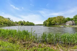 20 Plaza Dr, Hampton Township, NJ 07860 - Photo 23