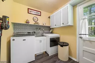 5 Blanchet Ct, Florham Park, NJ 07932 - Photo 23
