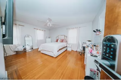 114 Martin St, Roselle, NJ 07203 - Photo 15