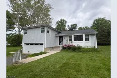 694 Foothill Rd, Bridgewater, NJ 08807 - Photo 1