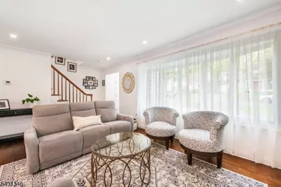 19 Plymouth Pl, Roseland, NJ 07068 - Photo 3