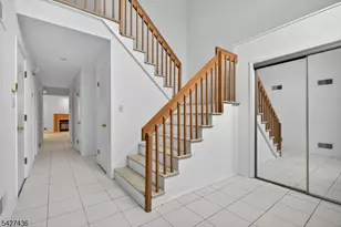 169 Castle Ridge Dr, East Hanover Township, NJ 07936 - Photo 3