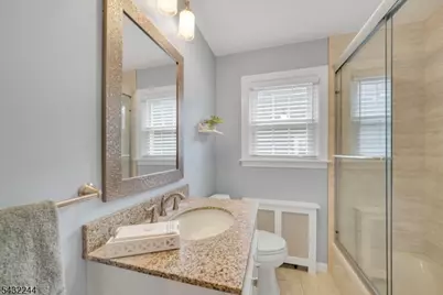15 Oak Pl, Hawthorne, NJ 07506 - Photo 29