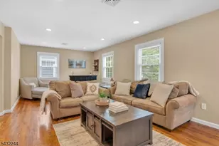 15 Oak Pl, Hawthorne, NJ 07506 - Photo 9
