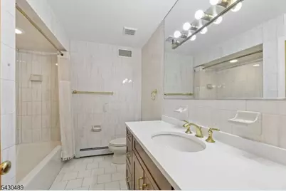 15 W Bradford Ave, Cedar Grove, NJ 07009 - Photo 13