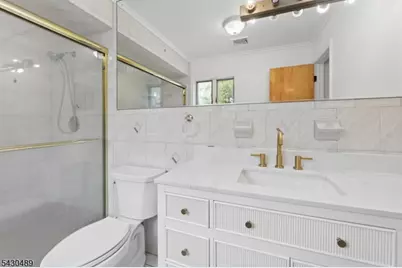 15 W Bradford Ave, Cedar Grove, NJ 07009 - Photo 21