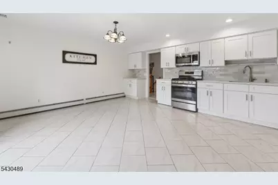 15 W Bradford Ave, Cedar Grove, NJ 07009 - Photo 9