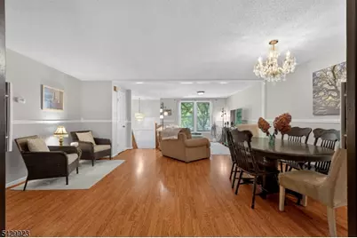 37 Quail Ct, Hardyston Township, NJ 07419 - Photo 5