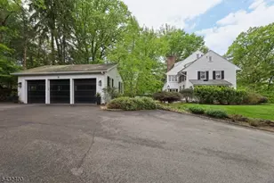 29 Gordon Rd, Essex Fells, NJ 07021 - Photo 31