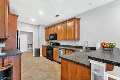 39 Liberty Way #39, South Bound Brook Boro, NJ 08880 - Photo 11