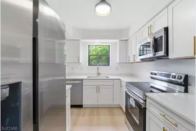 10 Daniel Ct, Lebanon, NJ 08833 - Photo 11