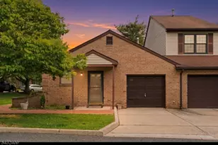 10 Daniel Ct, Lebanon, NJ 08833 - Photo 1