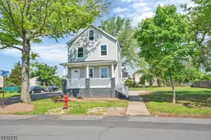 171 Myrtle St, Franklin Township, NJ 08873 - Photo 1