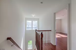 15 DeCroce Ct, Parsippany, NJ 07054 - Photo 13