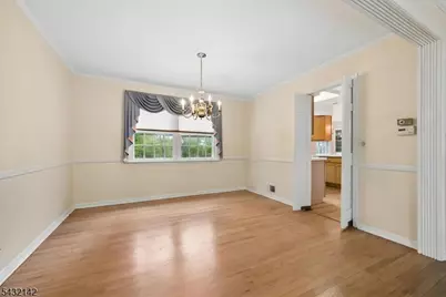 48 Walnut Cir, Bernards Township, NJ 07920 - Photo 7