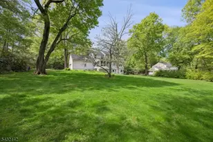 48 Walnut Cir, Bernards Township, NJ 07920 - Photo 29