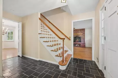 48 Walnut Cir, Bernards Township, NJ 07920 - Photo 3