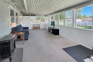 706 Rugby Rd, Lopatcong Township, NJ 08865 - Photo 5