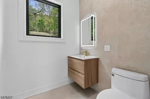 522 Valley Rd, Clifton, NJ 07013 - Photo 5