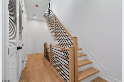 522 Valley Rd #3, Clifton, NJ 07013 - Photo 15