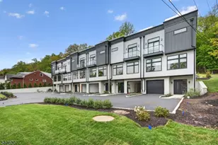 522 Valley Rd, Clifton, NJ 07013 - Photo 3
