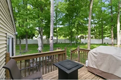 113 Saratoga Sq, Wayne, NJ 07470 - Photo 23
