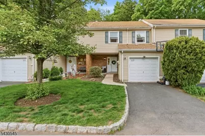 113 Saratoga Sq, Wayne, NJ 07470 - Photo 3