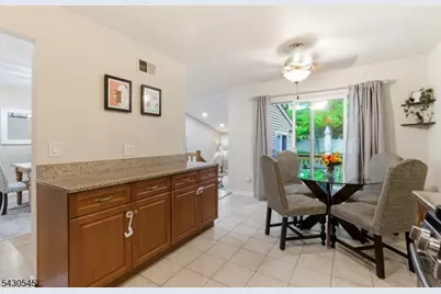 113 Saratoga Sq, Wayne, NJ 07470 - Photo 11