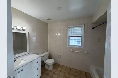 555 1st Ave, Elizabeth, NJ 07206 - Photo 11