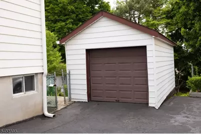 21 Witherspoon St, Nutley, NJ 07110 - Photo 25
