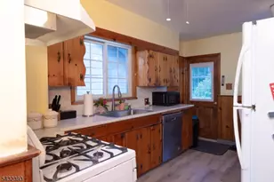 21 Witherspoon St, Nutley, NJ 07110 - Photo 21