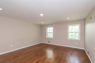 28 Brandywyne Dr, Florham Park, NJ 07932 - Photo 13