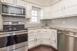 28 Brandywyne Dr, Florham Park, NJ 07932 - Photo 5