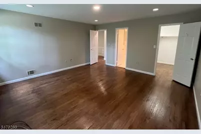 28 Brandywyne Dr, Florham Park, NJ 07932 - Photo 7