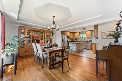 8 Garry St, Manville, NJ 08835 - Photo 3