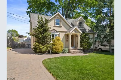 8 Garry St, Manville, NJ 08835 - Photo 1