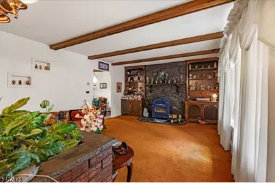111 E Mountain Rd, Hillsborough Township, NJ 08844 - Photo 5