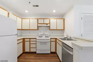 5301 Tudor Dr, Pequannock Township, NJ 07444 - Photo 13