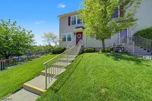 825 Sierra Dr, Independence Township, NJ 07840 - Photo 3