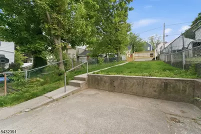 58 Bennett St, Phillipsburg, NJ 08865 - Photo 21