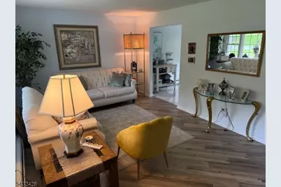 23 Lavina Trl, Jefferson Township, NJ 07438 - Photo 5