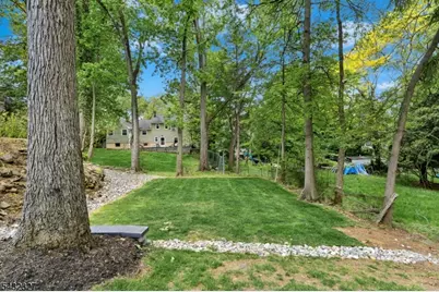37 Seaman Rd, West Orange Township, NJ 07052 - Photo 23