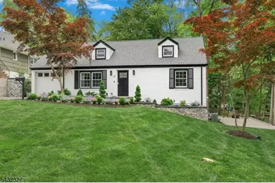 37 Seaman Rd, West Orange Township, NJ 07052 - Photo 3