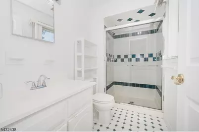 9 Sycamore Ln, Piscataway Township, NJ 08854 - Photo 15