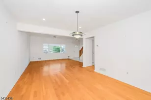 9 Sycamore Ln, Piscataway Township, NJ 08854 - Photo 5