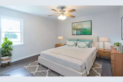 111 Roosevelt St #2, Roselle Park, NJ 07204 - Photo 7