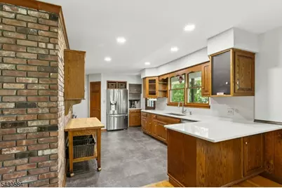 783 Long Hill Rd, Long Hill Township, NJ 07933 - Photo 17