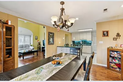 118 Coppertree Ct, Edison, NJ 08820 - Photo 9
